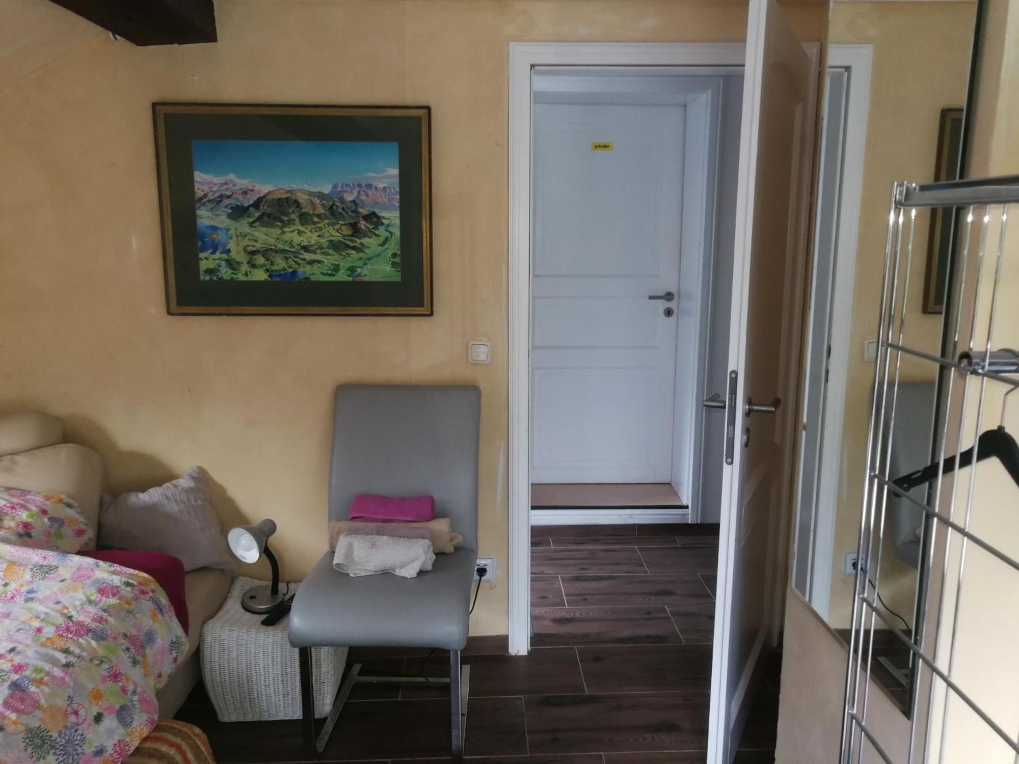 Wohlfuehloase - Zimmer, Appartment - Im Herzen Starnbergs Quarto foto