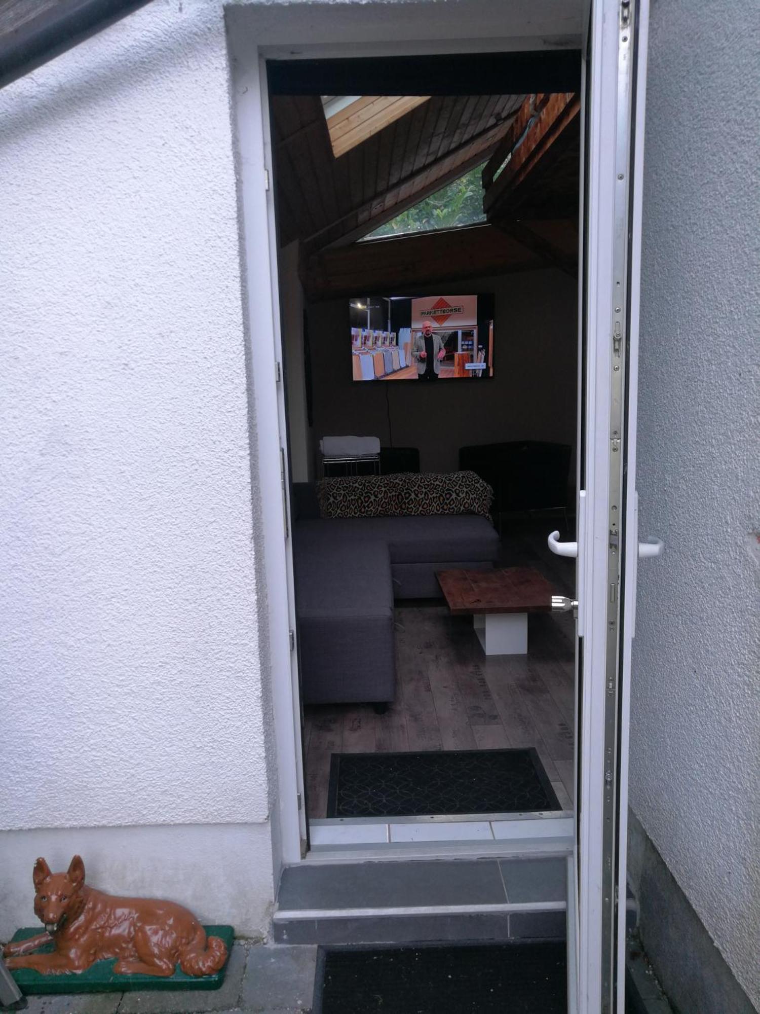 Wohlfuehloase - Zimmer, Appartment - Im Herzen Starnbergs Quarto foto