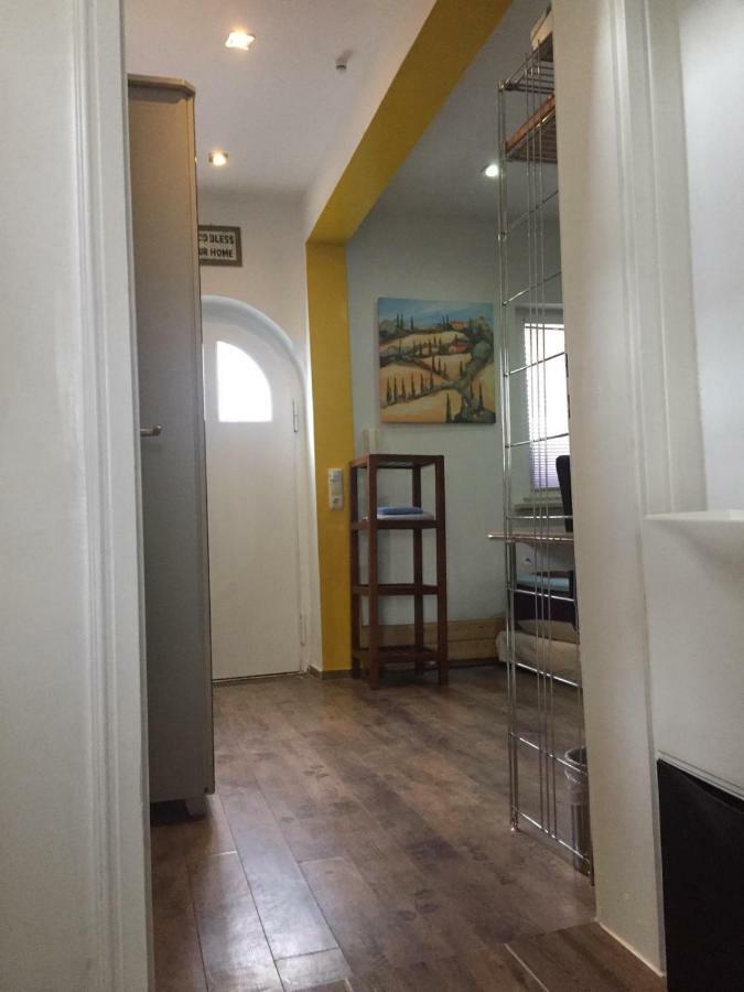 Wohlfuehloase - Zimmer, Appartment - Im Herzen Starnbergs Exterior foto